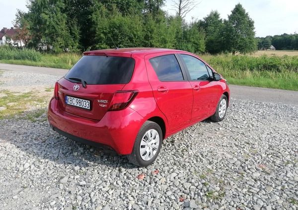 Toyota Yaris cena 37900 przebieg: 155000, rok produkcji 2016 z Bochnia małe 254